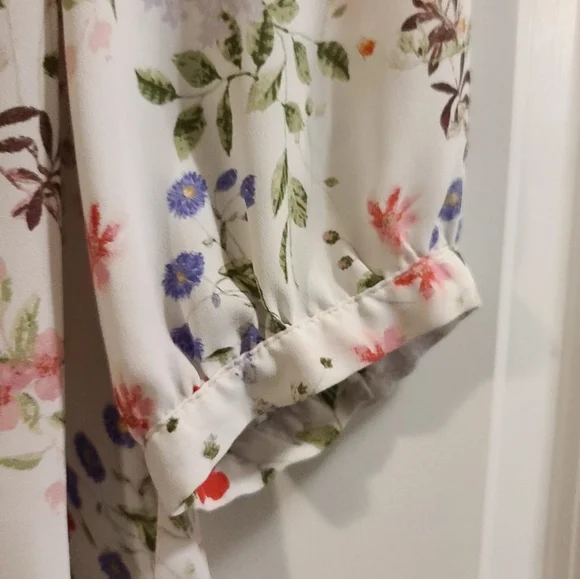 Beautiful womens floral print long sleeve blouse size 18 - Picture 2 of 3